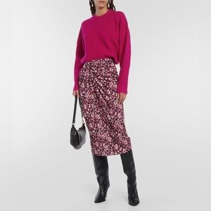 NWOT DOROTHEE SCHUMACHER
Heavenly Touch Cashmere Sweater in Intense Fuchsia XS